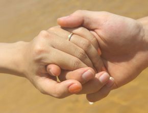 Hindari 5 Hal Ini Agar Cinta kepada Pasangan Tidak Berkurang