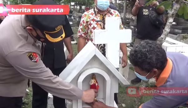 Patung Yesus dan Salib Kembali Terpasang di Makam Nasrani yang Dirusak di Solo