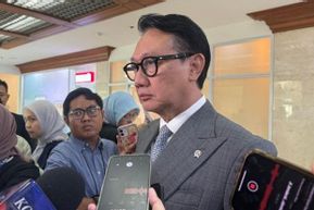 Wamenlu Tegaskan Tarif Impor AS 32 Persen Tak Terkait Keanggotaan BRICS