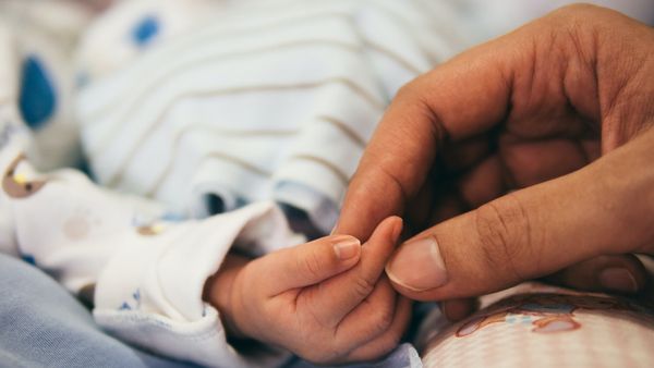 Ada Bayi Dikasih Nama 'Dinas Komunikasi Informatika Statistik' dan Ini Penjelasan Sang Ayah