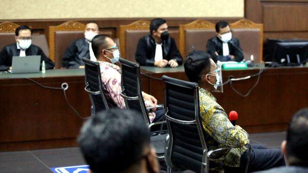 Terlibat Kasus Korupsi, Dua Eks Ditjen Pajak Jalani Sidang Vonis Hakim Hari Ini