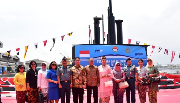 Kapal Selam Indonesia KRI Alugoro 405 siap Menjaga Indonesia