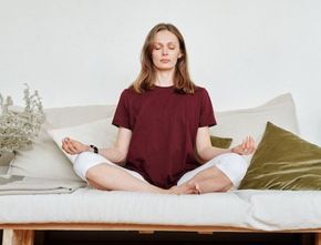 Menangis Saat Melakukan Meditasi, Apakah Positif?