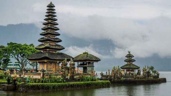 Pariwisata Denyut Ekonomi Bali, Pemerintah Prioritaskan Vaksinasi di Pulau Dewata