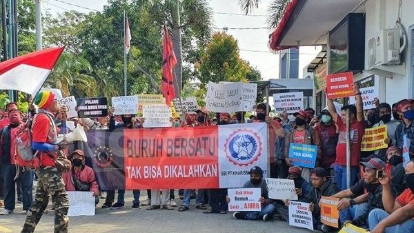 Berita Terbaru di Jogja: Dimediasi Disnakertrans Bantul, Karyawan dan PT Kharisma Eksport Capai Kesepakatan