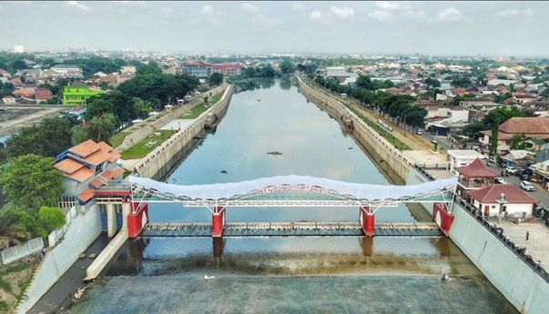 PDAM Hentikan Pengolahan Air Bersih Sementara Gegara Bengawan Solo Tercemar Limbah Ciu