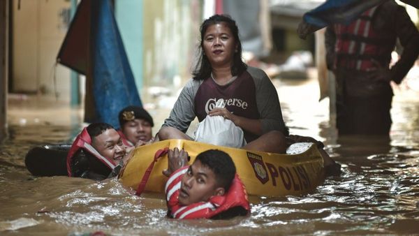 100 RT dan 3 Ruas Jalan di Jakarta Masih Terendam Banjir Pagi Ini