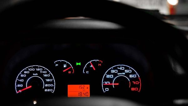 Sejarah Speedometer, Siapa Penemunya?