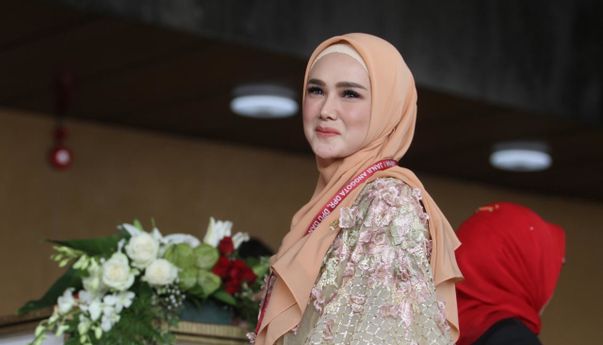 Mulan Jameela Jadi Anggota DPR, Kapasitasnya Diragukan Mulan Jameela Jadi Anggota DPR, Kapasitasnya Diragukan