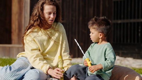 Anak Tak Dengarkan Orangtua Bukan Berarti Membangkang, Bisa Jadi karena 5 Hal Ini