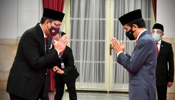 Denny Siregar Sindir Mendag yang Jadikan Antigen/PCR Negatif Syarat Masuk Mal: Mau Lestarikan Mafia Kesehatan?
