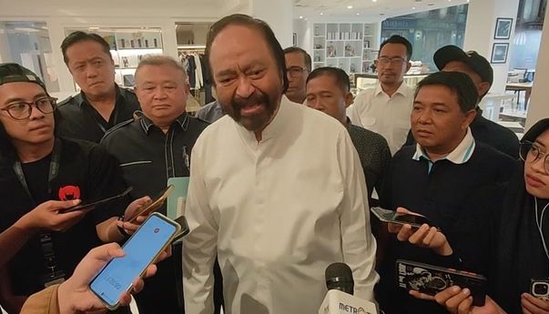 Bertemu di Istana, Surya Paloh Ungkap Jokowi Tanya Siapa Bacawapres Anies
