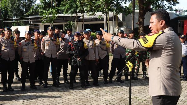 1.489 Personel Gabungan Dikerahkan untuk Amankan Aksi Demo di Depan Gedung DPR Hari Ini