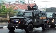 Pamer “Taring”, Kendaraan Taktis Kopassus yang Berhenti di Markas FPI Ini Ternyata Bisa Tampung Senjata Berat
