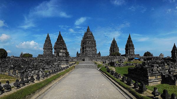 Berita Seputar Jogja: Candi Prambanan dan Ratu Boko Dibuka Kembali, Simak Syarat Kunjungannya