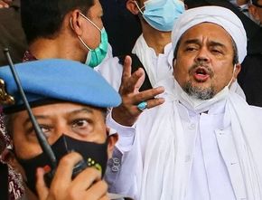 Rizieq Shihab Tolak Keras Amien Rais Sebut TNI-Polri Tak Terlibat Pembunuhan 6 Laskar FPI: Itu Pernyataan Prematur