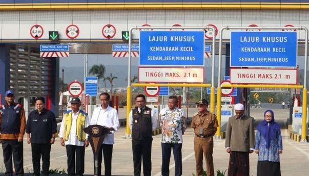 Jokowi Resmikan Tol Bocimi Seksi II, Kini Jakarta-Sukabumi Hanya 2,5 Jam