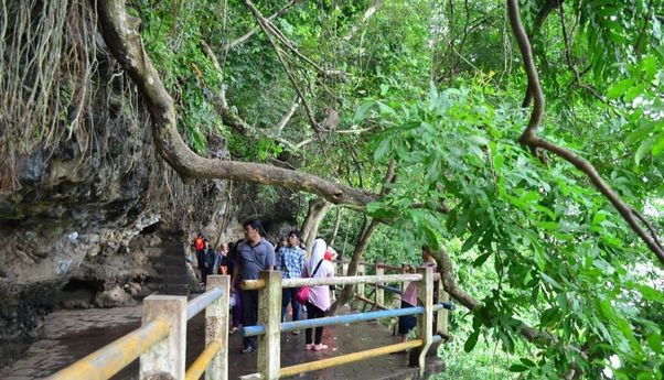 Kabar Jateng Terkini: Kota Semarang Perpanjang PKM, Namun Objek Wisata dapat Beroperasi Kembali