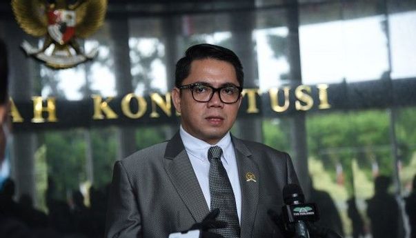 Tak Terima Disebut Halangi Penyidikan, Arteria Cecar Mahfud: Azab Allah Akan Tiba Pak!