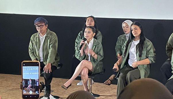 Prilly Latuconsina Ungkap Dampak Film Hanya Namamu Dalam Doaku ke Hubungannya dengan Omara Esteghlal