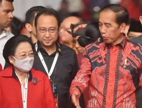 Guntur PDIP Sebut Bantahan Jokowi terkait 3 Periode Hanya Jadi Bahan Tertawaan Publik