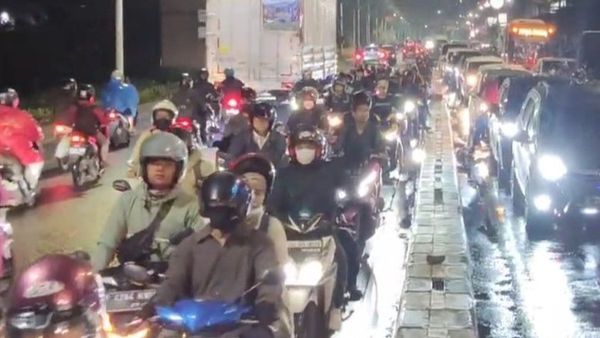 Korlantas Siapkan Skema One Way Nonstop di Tol untuk Antisipasi Macet Saat Mudik Lebaran 2025