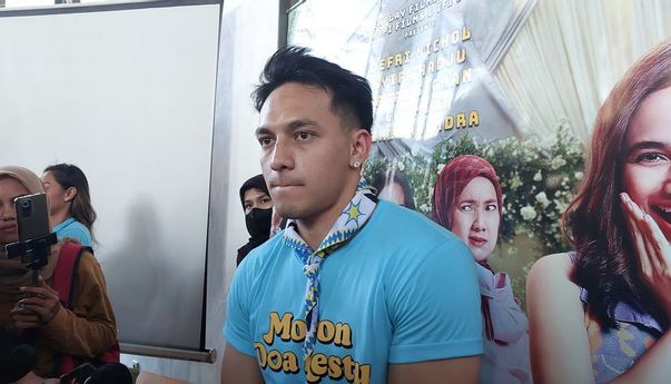 Jefri Nichol Kesal Sendiri Jadi Pacar Penurut di Film Mohon Doa Restu