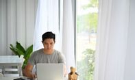 Mengapa Kita Sering Tidak Mendengar Suara Sekitar Ketika Sedang Fokus? Begini Penjelasannya