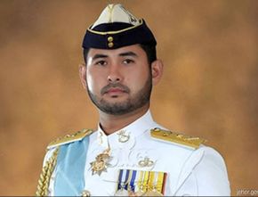 Beginilah Tajirnya Pangeran Malaysia yang Mau Beli Klub Valencia