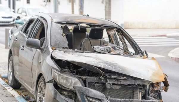 Berita Kriminal:  Kecelakaan Beruntun, Pengemudi Tabrak Dua Motor dan Mobil di Kemanggisan Jadi Tersangka