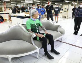 Dari Artis Hollywood hingga Paus, Pabrik Furnitur di Semarang Ini Go Internasional