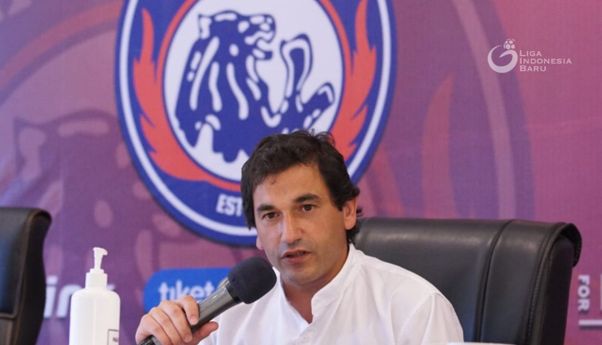 Berhasil Tumbangkan Persija dengan 10 Pemain, Pelatih Arema FC Apresiasi Anak Asuhnya
