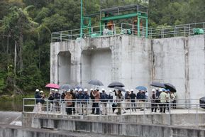 PLTM Sion: Mengubah Deru Sungai Simongo Menjadi Cahaya untuk 15 Ribu Rumah