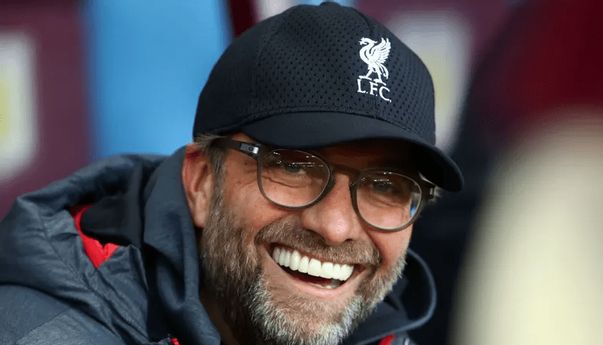 Juergen Klopp Pantau Latihan Pemain Liverpool Lewat Zoom, yang Telat Didenda