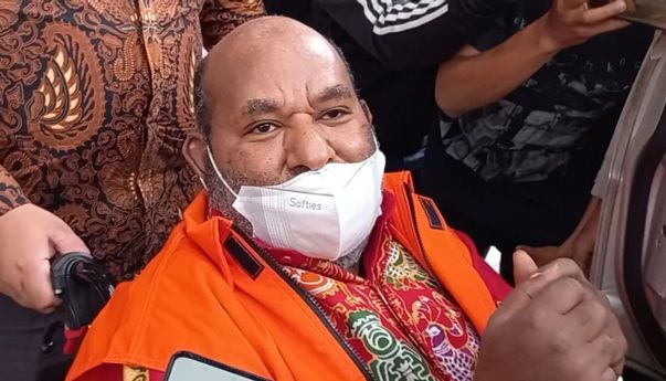 Lukas Enembe Sakit, Sidang Vonis Perkara Suap dan Gratifikasi Tak Jadi Digelar Hari Ini