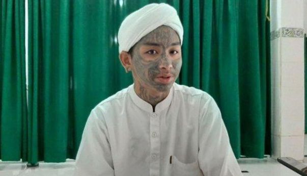 Viral Kisah Anak Punk dengan Wajah Penuh Tato, Tapi Hapal 24 Juz Alquran