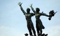 Seniman Patung Indonesia yang Melegenda dan Menghasilkan Karya Heroik