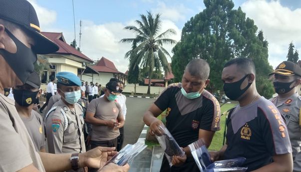 Masker Scuba Tidak Efektif Menangkal Virus Covid-19, Cek Faktanya