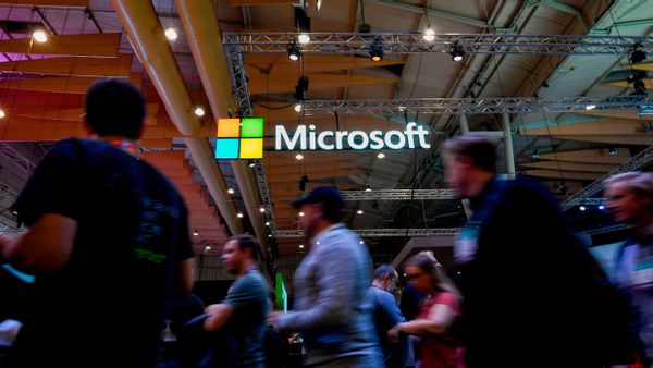 Investasi Microsoft  di Indonesia Berupa “Data Center”, Apa Itu?