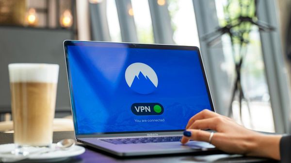 Sejumlah Alasan Kenapa Menggunakan VPN Gratis Bisa Berisiko