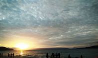 Mau Liburan di Pantai Tanpa Bikin Mata Perih? Datang Saja ke Pantai Bulbul di Lumban Bulbul, Toba Samosir