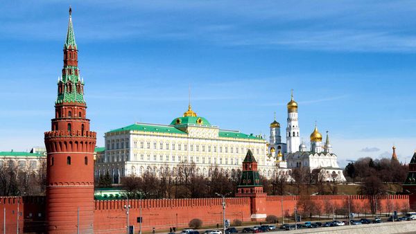 Tegas! Jubir Kremlin Singgung Biden: Tak Seorang Pun di Rusia yang Berpikir Pakai Senjata Nuklir