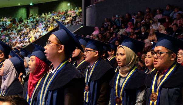 Gaji dan Bonus Alumni ITB, Bikin Ngiler!