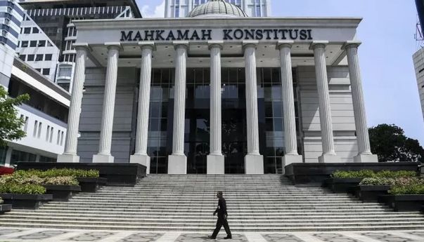 MK Putuskan Tolak Gugatan Pernikahan Beda Agama