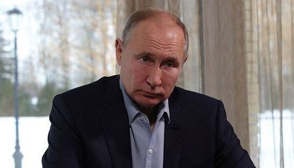 PM Polandia Mateusz Morawiecki: Putin Lebih Berbahaya dari Hitler dan Stalin