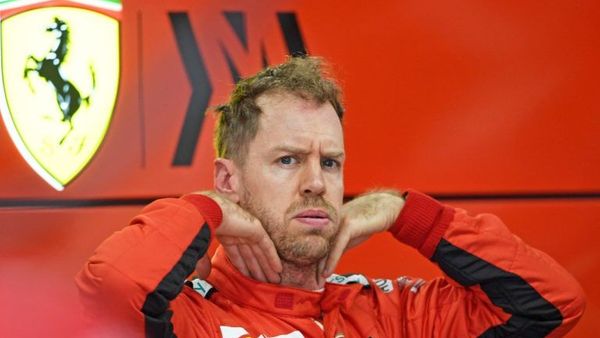 Keciduk Satu Mobil dengan Bos Racing Point, Sebastian Vettel Bahas Kontrak?