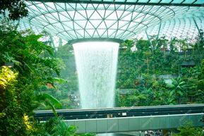 Bandara Changi Singapura Dinobatkan sebagai Bandara Terbaik di Asia 2025