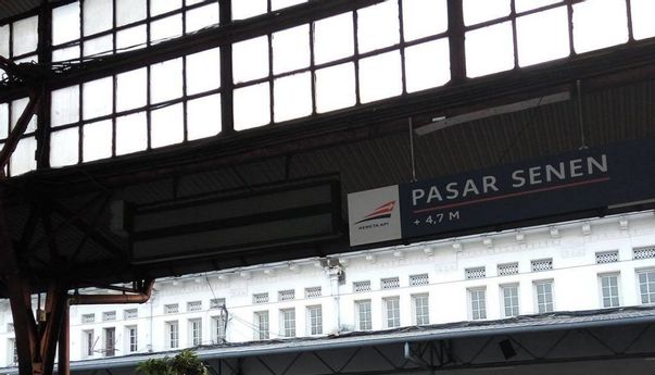 Penumpang Stasiun Pasar Senen Melonjak di Masa Pengetatan Arus Balik