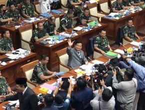 Diisukan Konflik, Panglima TNI dan KSAD Kompak Hadiri Rapat Kerja dengan Komisi I DPR