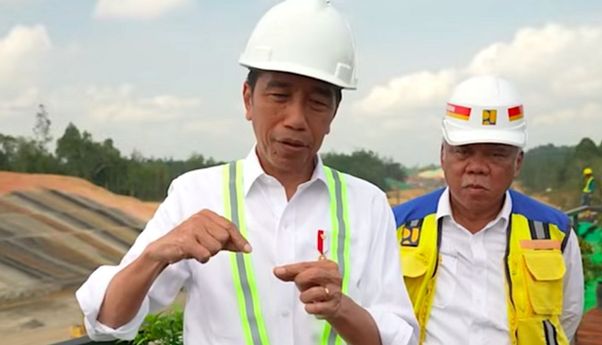 Presiden Jokowi Tinjau Progress Jalan Tol IKN, Targetkan Selesai Juli 2024